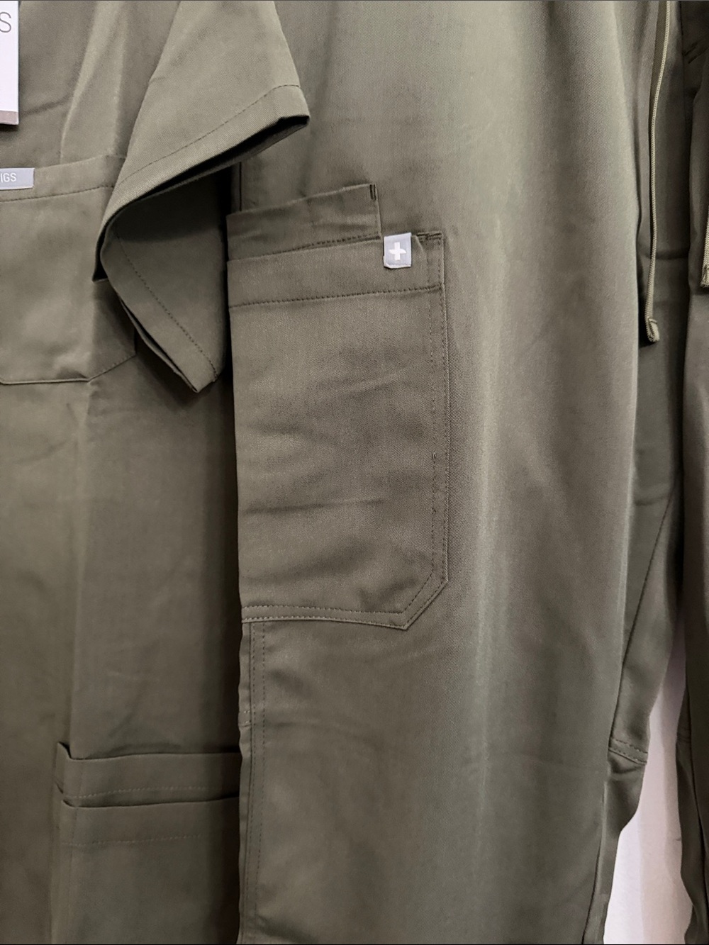 Figs Olive Green Straight Leg Scrub Set - Women's - Picture 4 of 12